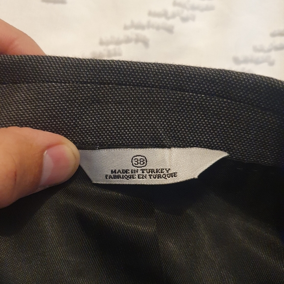 Grey/Black Le Chateau 4pc Suit - Picture 2 of 4